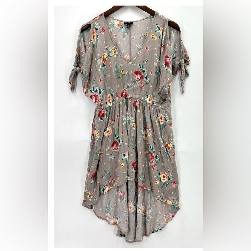 Torrid Top Womens High Low Pullover Tunic Cold Shoulder Floral V-Neck Gray Sz: 4